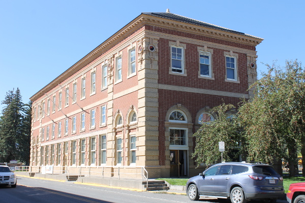 Historic Livingston Depot Center